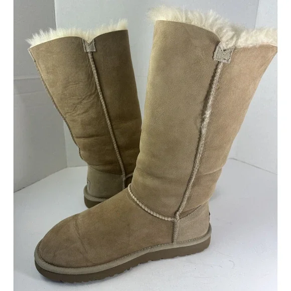UGG Bailey Button Triplet II Boots Tall Fur Lined 1873 Tan Brown Women's Size 9 - Picture 10 of 16